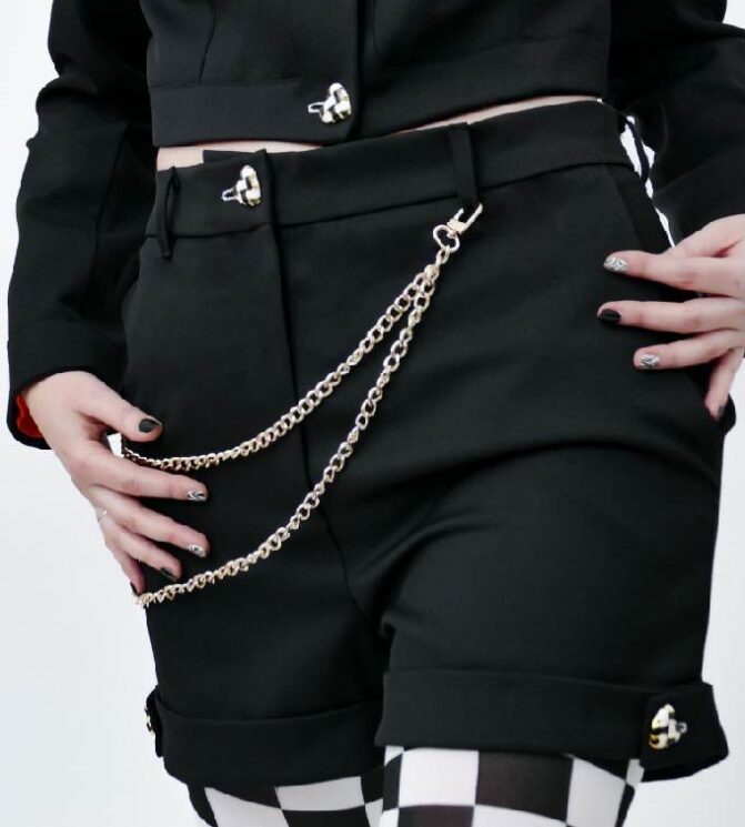 Queen of hearts short trousers